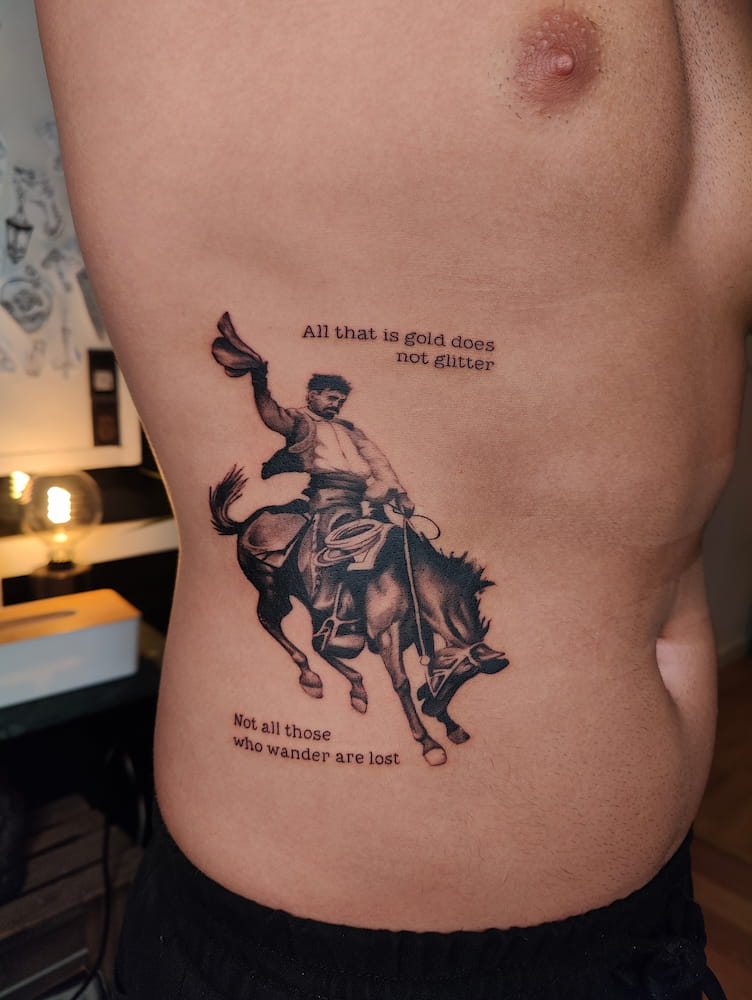 Fine line graphic tattoo Uppsala artist